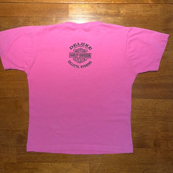 Pink Deluxe HD Gillette Wyoming Harley Davidson T-shirt. Size Med - Picture 4 of 5
